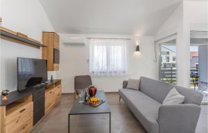 Awesome Apartment In Vrbnik With Wifi 