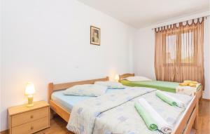 Awesome Home In Meloni With Sauna