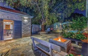 Amazing Home In Pridraga With Wifi 