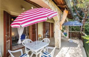 Gorgeous Apartment In Krusevo With Kitchenette 