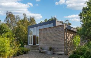 Nice Home In Ebeltoft With Kitchen