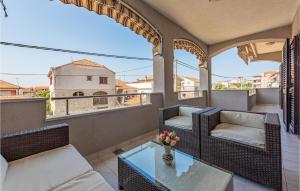 2 Bedroom Beautiful Apartment In Zadar 