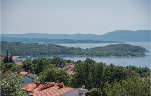 Amazing Apartment In Njivice With Kitchen 