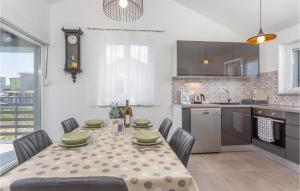 Awesome Apartment In Vrbnik With Wifi 