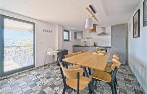 Amazing Home In Ivancici With Wifi