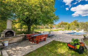 Awesome Home In Malinska With Wifi 