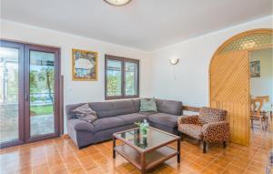 Awesome Home In Malinska With Wifi