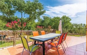 Lovely Home In Garica With Wifi