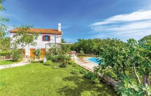 Lovely Home In Garica With Wifi