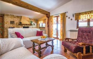Gorgeous Home In Krnica With Wifi