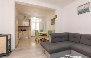 4 Bedroom Pet Friendly Home In Novalja 