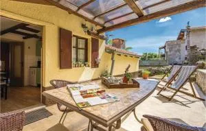 Awesome Home In Moscenicka Draga - Kraj