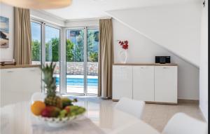 Stunning Home In Betina With Kitchen 