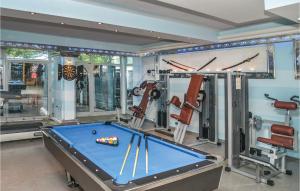 Cozy Home In Makarska With Jacuzzi 