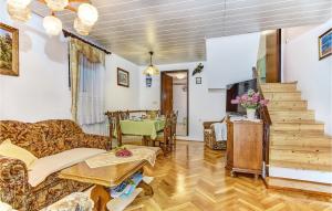 Gorgeous Home In Mali Losinj With Wifi 