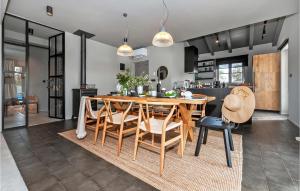 3 Bedroom Amazing Home In Matuhanci 