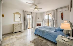 Lovely Apartment In Mijas With Kitchen