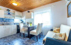 4 Bedroom Awesome Home In Sevid 