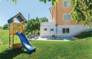3 Bedroom Stunning Home In Nedescina 