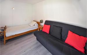 2 Bedroom Pet Friendly Home In Ruoms