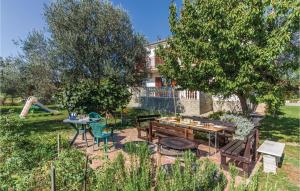 Holiday Home Segotici Iii