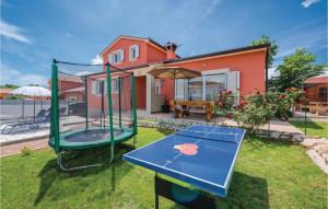 3 Bedroom Nice Home In Labin 