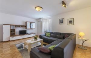 Lovely Home In Labin With Outdoor Swimming Pool 