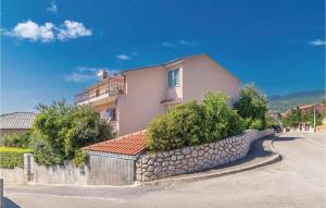 Cozy Apartment In Novi Vinodolski