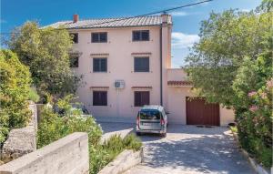 Cozy Apartment In Novi Vinodolski