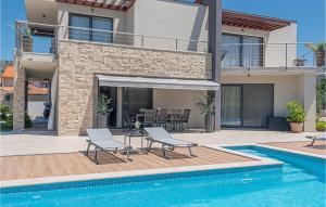 Gorgeous Home In Dubrava Kod Sibenika