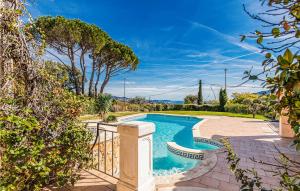 Maisons de vacances Stunning Home In Les Adrets-De-L'estere : photos des chambres