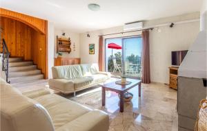 Holiday Home Pisak With Sea View I