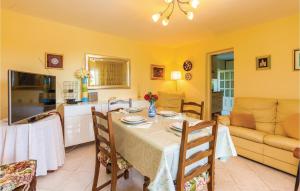 2 Bedroom Beautiful Home In Kraljevica 