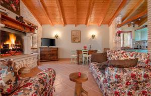 Amazing Home In Cokuni With Wifi