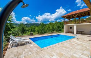 1 Bedroom Beautiful Apartment In Rakovica 