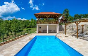 Nice Apartment In Rakovica With Wifi