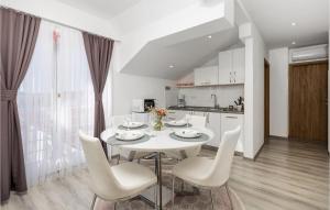 Amazing Home In Slunj With Wifi