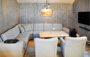 7 Bedroom Beautiful Home In Sysslebäck