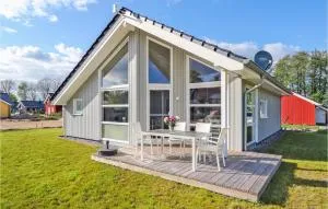 Amazing Home In Krems Ii-Warderbrück - Krems Zwei