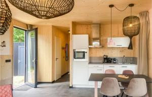 Awesome Stacaravan In Callantsoog