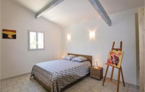 Maisons de vacances 3 Bedroom Cozy Home In Mormoiron : photos des chambres