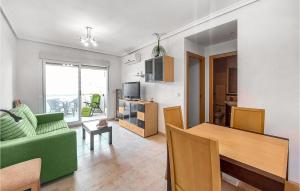 2 Bedroom Gorgeous Apartment In Oropesa