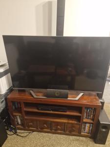 Lovely One bedroom flat with free off road parking