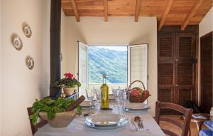 One-Bedroom Holiday Home