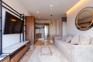 Luxury 1bedroomAmazing ocean viewPrime location