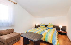 Lovely Apartment In Kampor With Kitchen