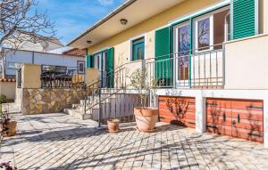 Amazing Home In Vrsi With Wifi