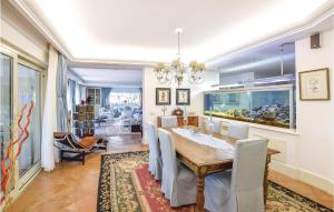 Amazing Home With Pool