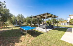 Cozy Home In Vodnjan With Wifi