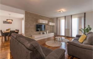 Cozy Home In Biograd Na Moru With Sauna 